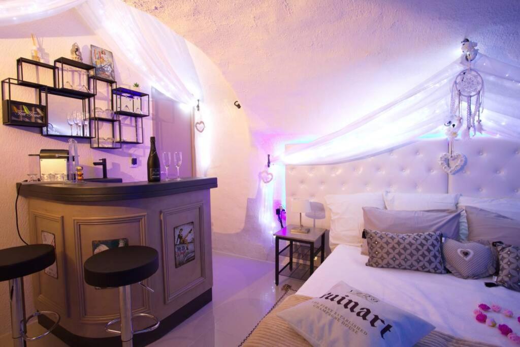 Les Secrets D'Alcove, Nuits Romantiques Avec Spa Aix-en-Provence Eksteriør bilde