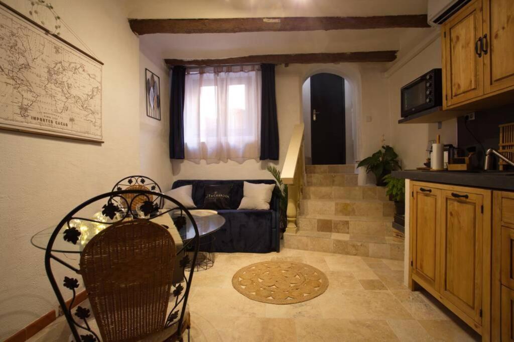 Les Secrets D'Alcove, Nuits Romantiques Avec Spa Aix-en-Provence Eksteriør bilde